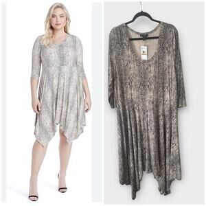 NEW Jessica Simpson Plus Size Kaelin 3/4 Sleeve Handkerchief Hem Dress, size 3X